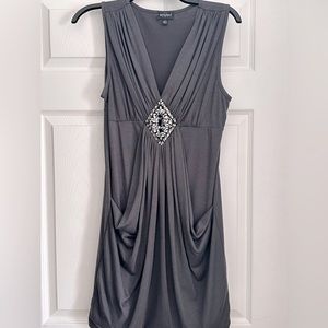 Sleeveless Jersey style dress.